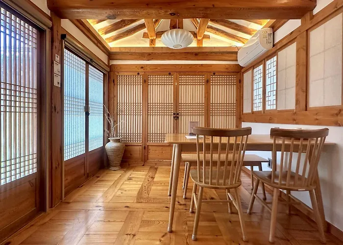 Villa Luxury Hanok Pine Seoul